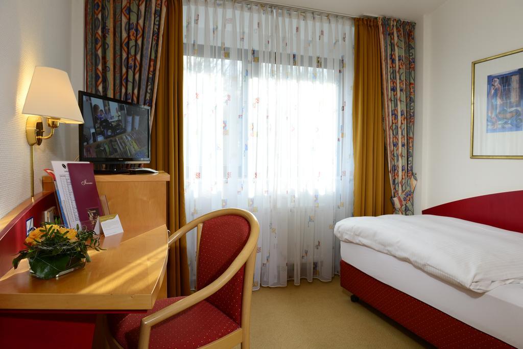 Hotel Spiegel Köln Eksteriør bilde